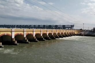 banbasa-barrage-water-floods-palia-tehsil-girl-dies