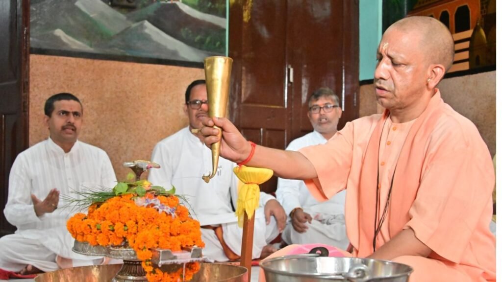yogi-adityanath-rudrabhishek-gorakhnath-temple