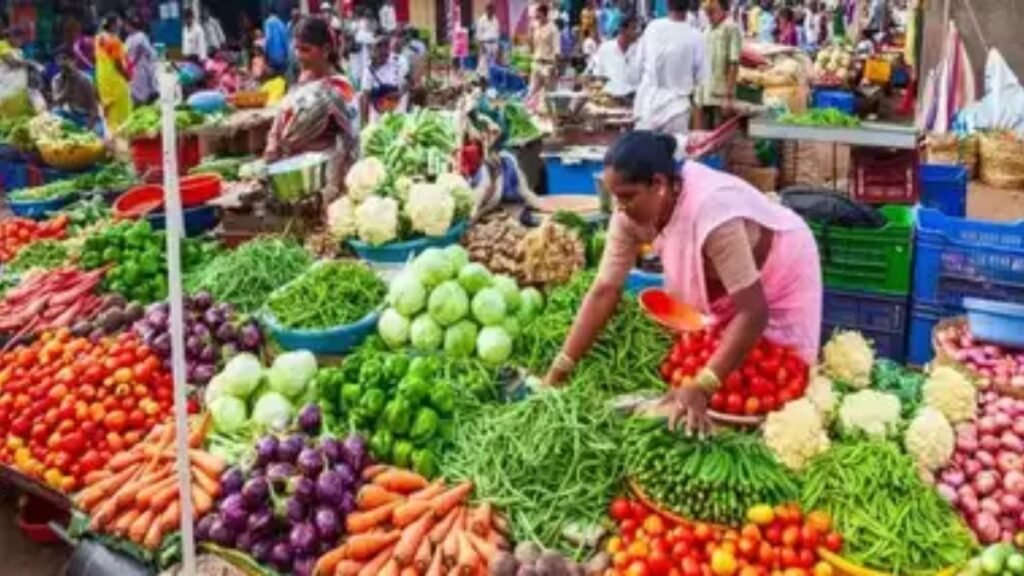 delhi-vegetable-prices-increase-sellers-customers-troubled