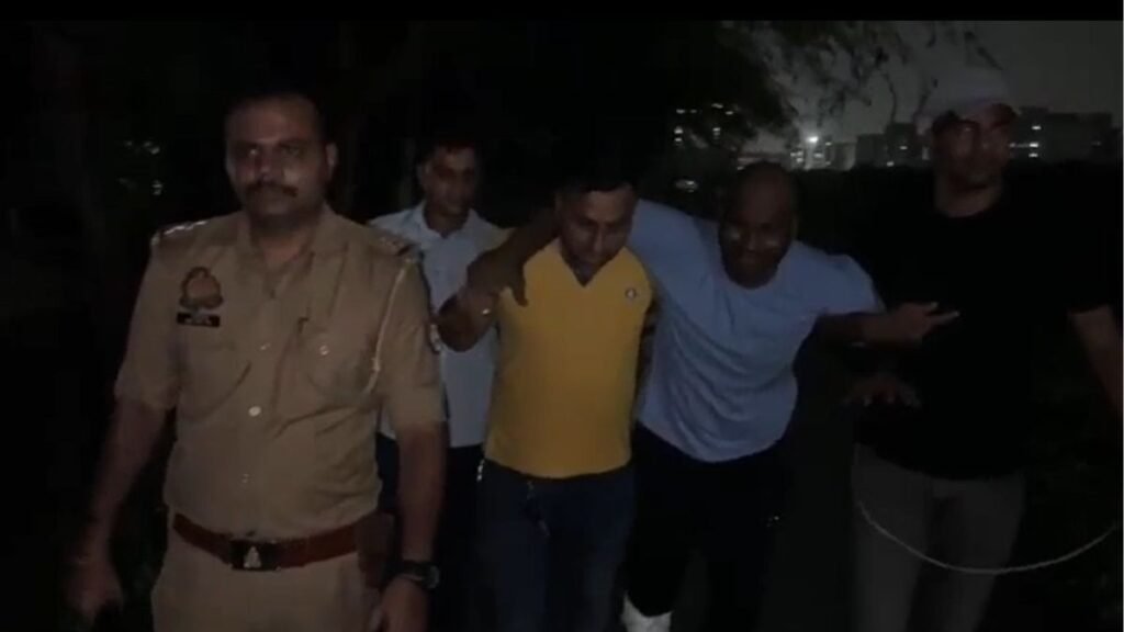 noida-police-encounter-thak-thak-gang