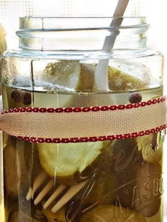 10-pickle-jar-cleaning-tips in hindi