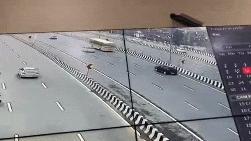 delhi-meerut-expressway-accident