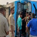 _आगरा-कानपुर हाईवे पर वोल्वो बस