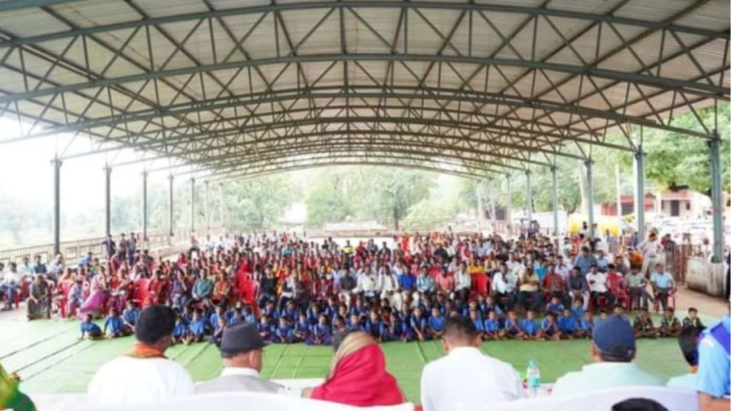 उप मुख्यमंत्री विजय शर्मा ने किया कस्तूरबा गांधी बालिका