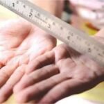 जशपुर शिक्षक पर 8 मासूम बच्चों