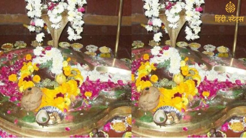 MP News: अलीराजपुर के सिद्धेश्वर महादेव मंदिर की अनोखी मान्यता मन्नत पूरी होने पर शिवलिंग सहजता से उठ जाता है 1 श्रावण मास के (90)