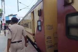 Indian Railways: मोतिहारी से दिल्ली के बीच