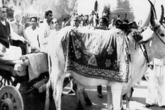Atal Bihari Vajpayee-reached-Parliament-by-bull-cart
