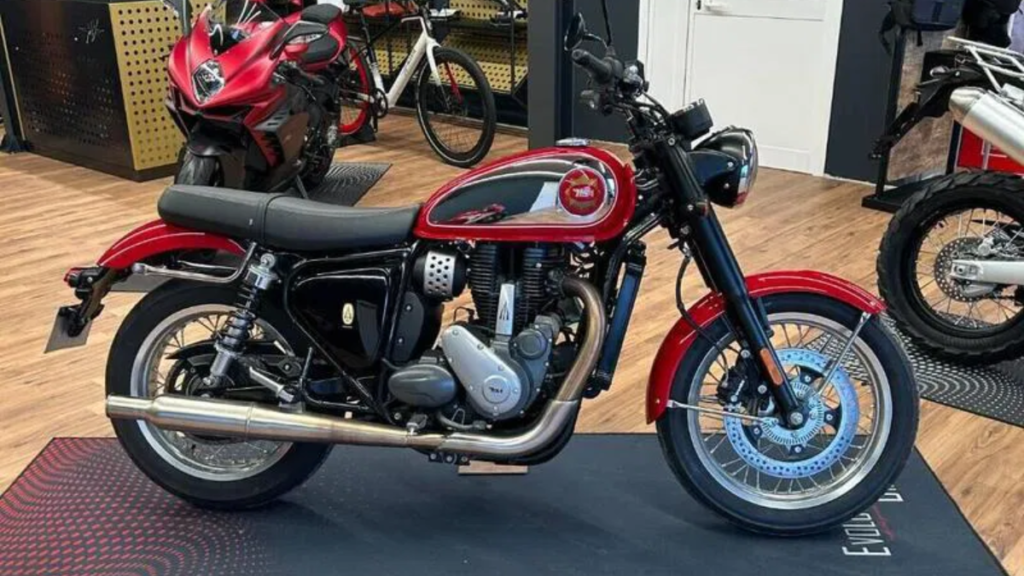 New Delhi: भारत में लॉन्च हुई BSA Gold Star 650, रॉयल एनफील्ड को मिलेगी कड़ी टक्कर 2 BSA Gold Star 650