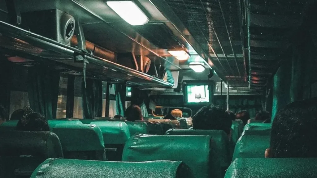 Delhi Ghost-in-bus