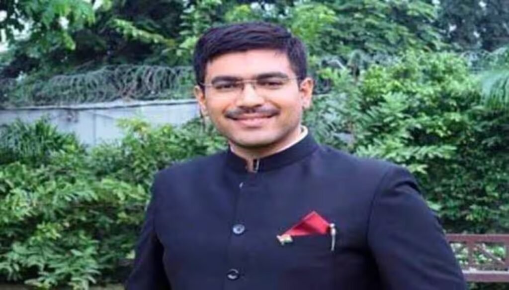 IAS Manish Bansal