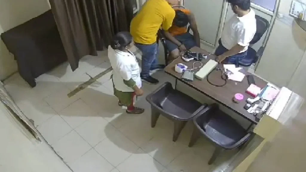 Indore doctor clinic heart attack