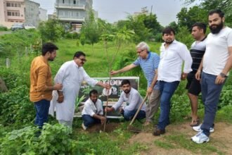 bahadurgarh-youth-congress-foundation-day-plantation-drive