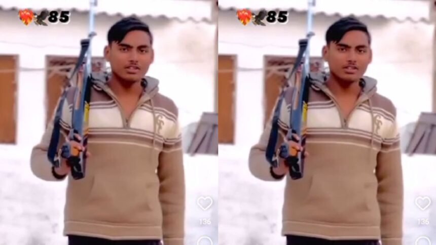 mathura-illegal-weapons-youth-viral-photos-videos