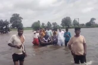 _MP Newsबांध के पानी से घिरा खंडवा का अमोदा गांव,