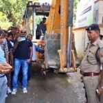 Siddharth Nagar Police Bulldozer