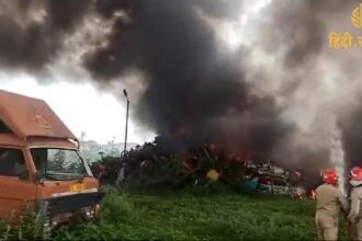 Delhi के Wazirabad पुलिस जब्ती यार्ड में लगी भीषण आग: