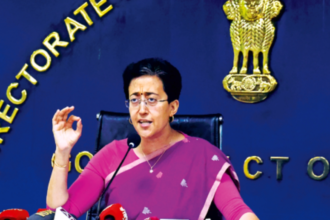 atishi-flag-hoisting-harish-khurana-political-reaction-independence-day