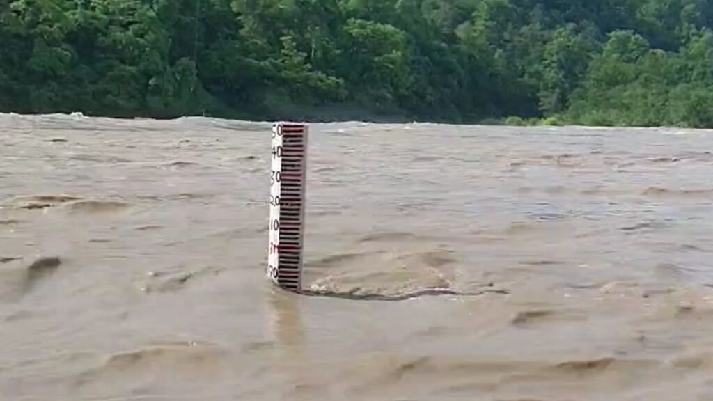 ganga-water-level-rishikesh-flood-warning