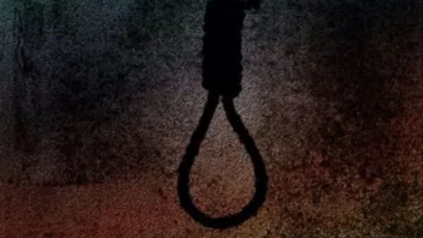 "vikasnagar-hotel-army-soldier-dead-body-found"