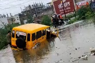 karond-school-van-accident-video