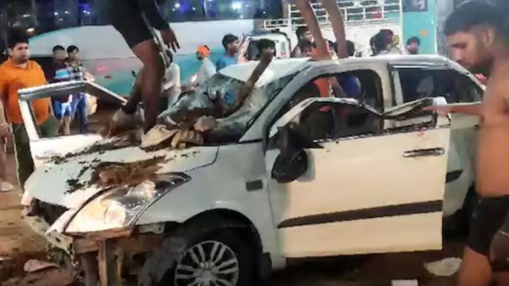 mathura-kawadi-accident-car-collision