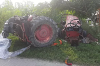 : bijnor-truck-collision-kawadiya-tractor-accident