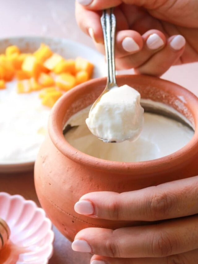 Side effects of overeating curd in hindi