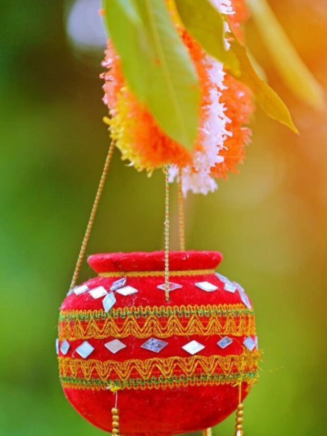 best-places-to-celebrate-dahi-handi-janmashtami-2024