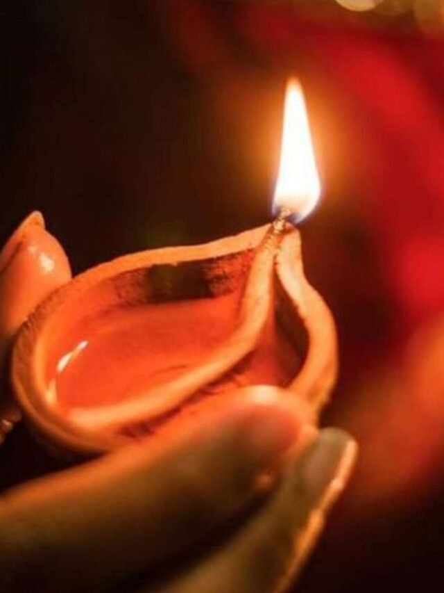 auspicious to light a ghee lamp near Tulsi daily