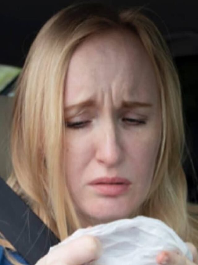 Follow these methods in case of vomiting while traveling in hindi