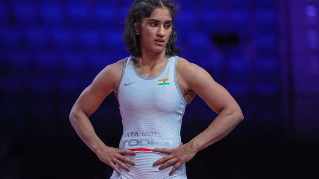 vinesh phogat disqualified अयोग्य घोषित, पेरिस ओलंपिक में नहीं मिलेगा कोई मैडल
