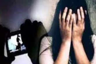 आत्महत्या