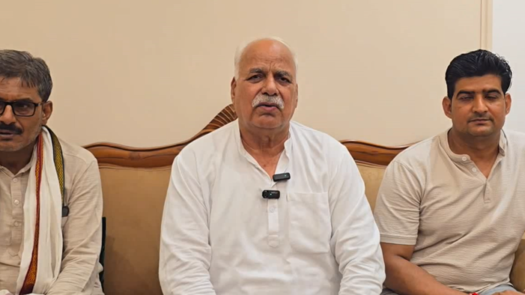 पूर्व मंत्री हर्ष कुमार