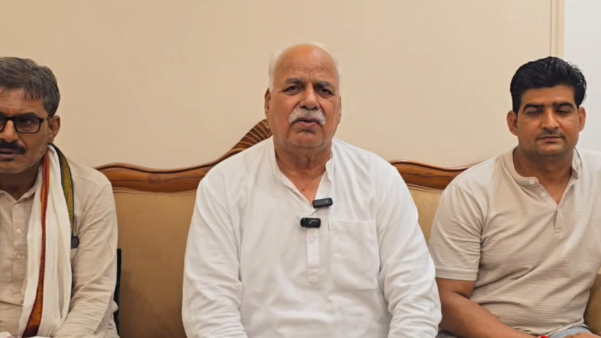 Delhi: हथीन के पूर्व मंत्री हर्ष कुमार ने झूठी भाजपा सदस्यता की खबरों का किया खंडन 1 पूर्व मंत्री हर्ष कुमार