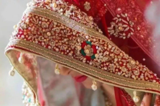 3BHK फ्लैट, ₹30 लाख की सैलरी, न तो सास-ससुर