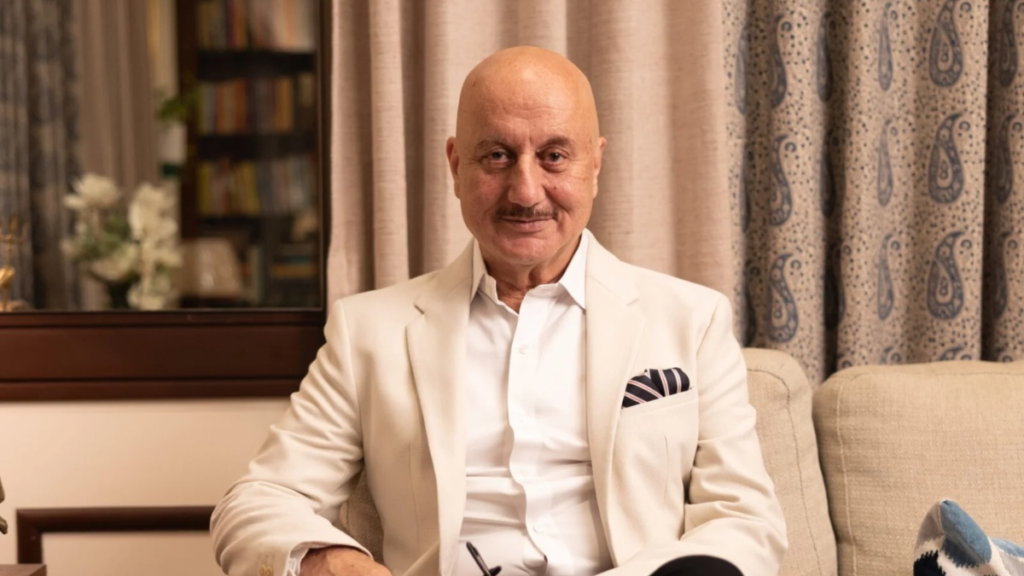 Anupam Kher ने क्यों शेयर किया रिज्यूमे? क्या 500 फिल्मों के बाद अब नौकरी की तलाश?