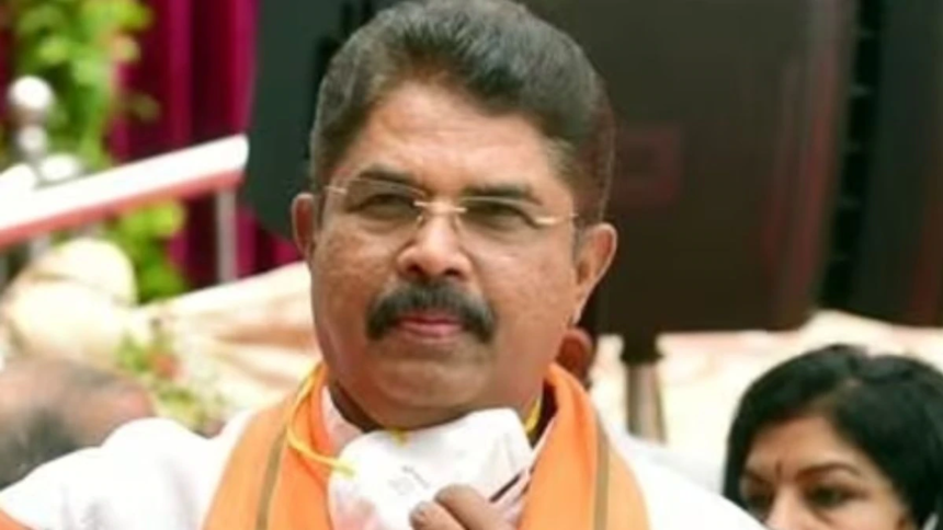 Bengaluru: आर. अशोक ने नागमंगला हिंसा को बताया 'पूर्व-नियोजित अपराध' सरकार पर लापरवाही का आरोप 1 Bengaluru: आर. अशोक ने नागमंगला हिंसा को बताया 'पूर्व-नियोजित अपराध'