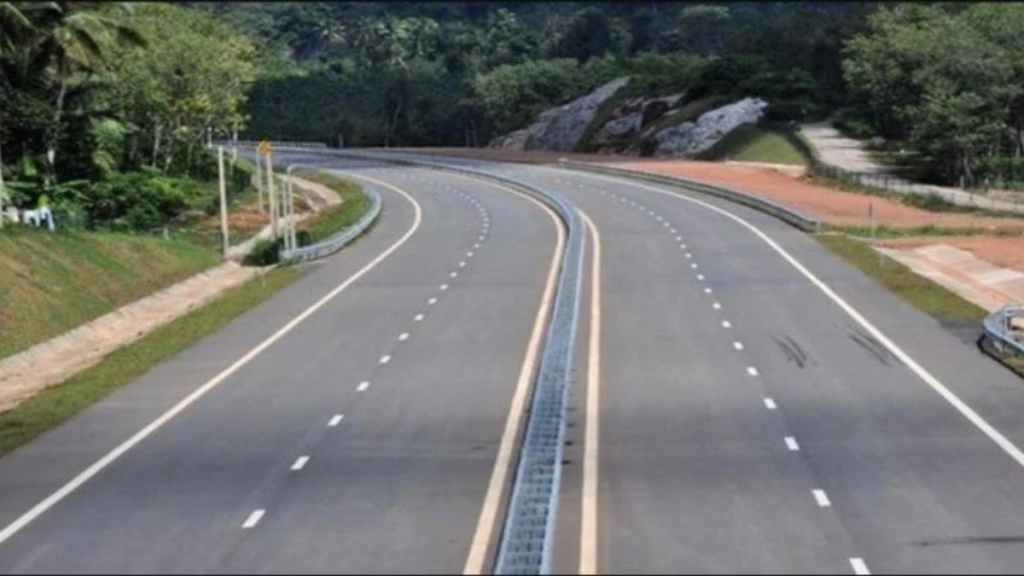 Dehradun-Karnaprayag के बीच सड़क सुरक्षा के लिए नई गति सीमा और साइन बोर्ड लगाए जाएंगे