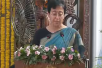 Delhi: आतिशी बनीं नई मुख्यमंत्री, पांच विधायकों ने भी ली कैबिनेट मंत्री पद की शपथ