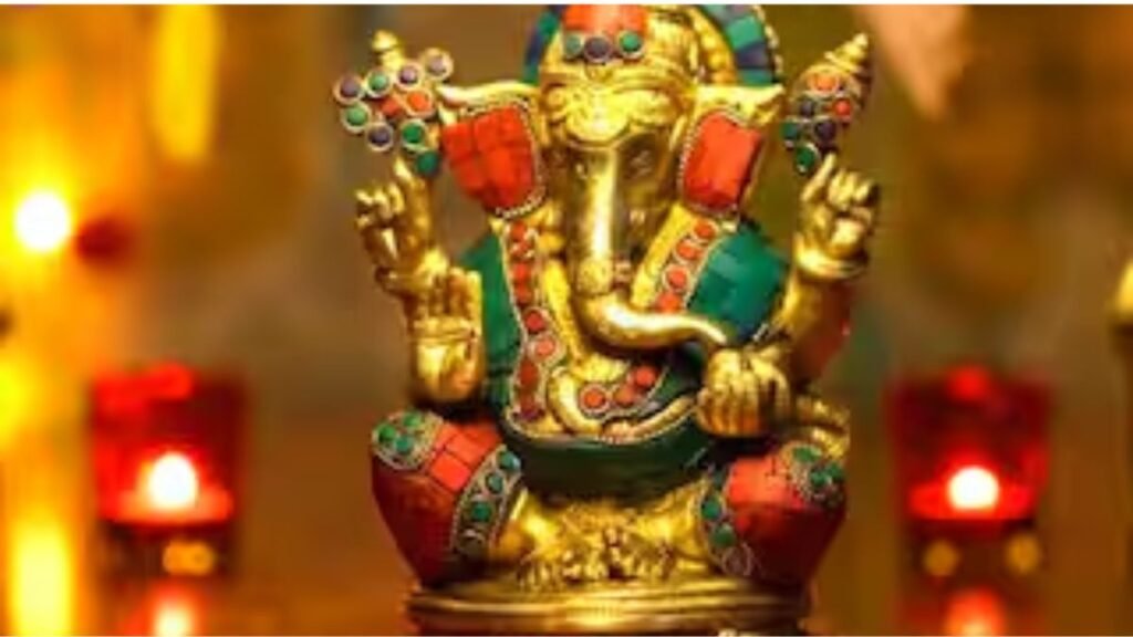 Ganesh Chaturthi 2024: गणेश चतुर्थी पर मूर्ति की स्थापना और सही विधि 2 Ganesh Chaturthi 2024