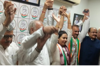 Haryana: BJP को हांसी और झज्जर में बड़ा झटका