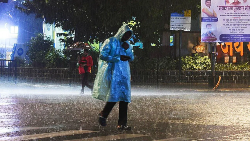 Mumbai से दिल्ली तक, आज के मौसम में बदलाव और बारिश की चेतावनी