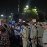 Noida: थाना 58 में पुलिस ने बढ़ाई सुरक्षा, लक्ष्मी सिंह के आदेश पर पैदल मार्च