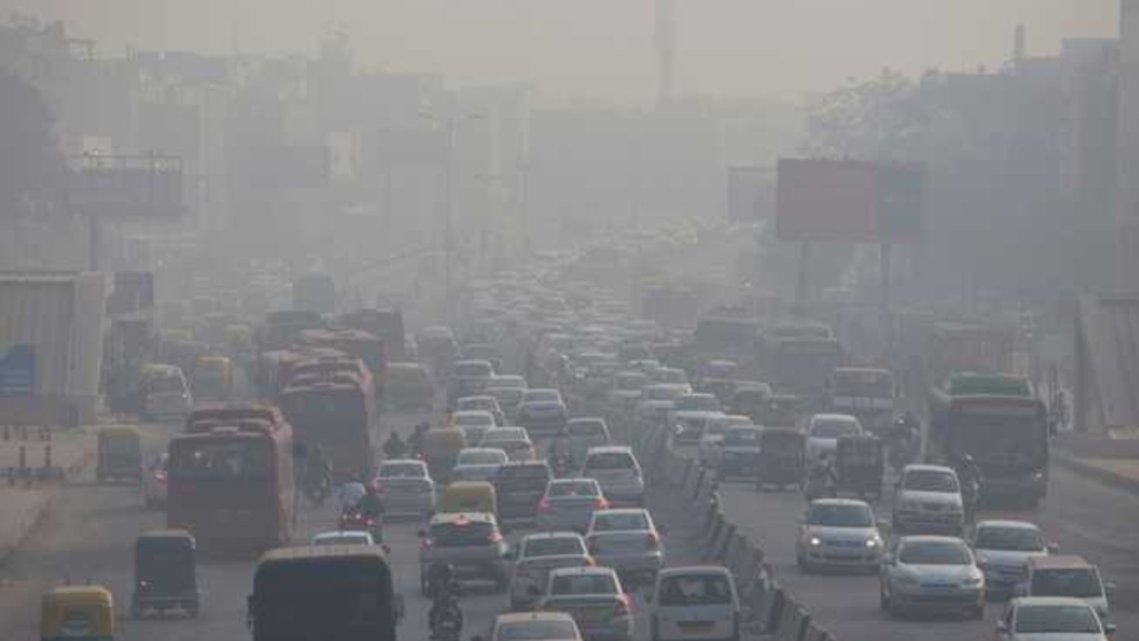 Noida weather: तापमान 34.99°C, AQI खतरनाक स्तर पर, जानें पूरी जानकारी
