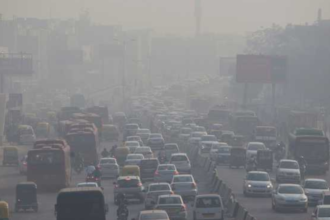 Noida weather: तापमान 34.99°C, AQI खतरनाक स्तर पर, जानें पूरी जानकारी