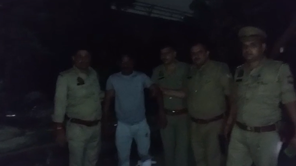 Noida में पुलिस और बदमाशों के बीच मुठभेड़, 1 घायल, 3 गिरफ्तार