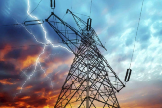 Patna: बिजली मेंटेनेंस के दौरान सुरक्षा मानकों की अनदेखी