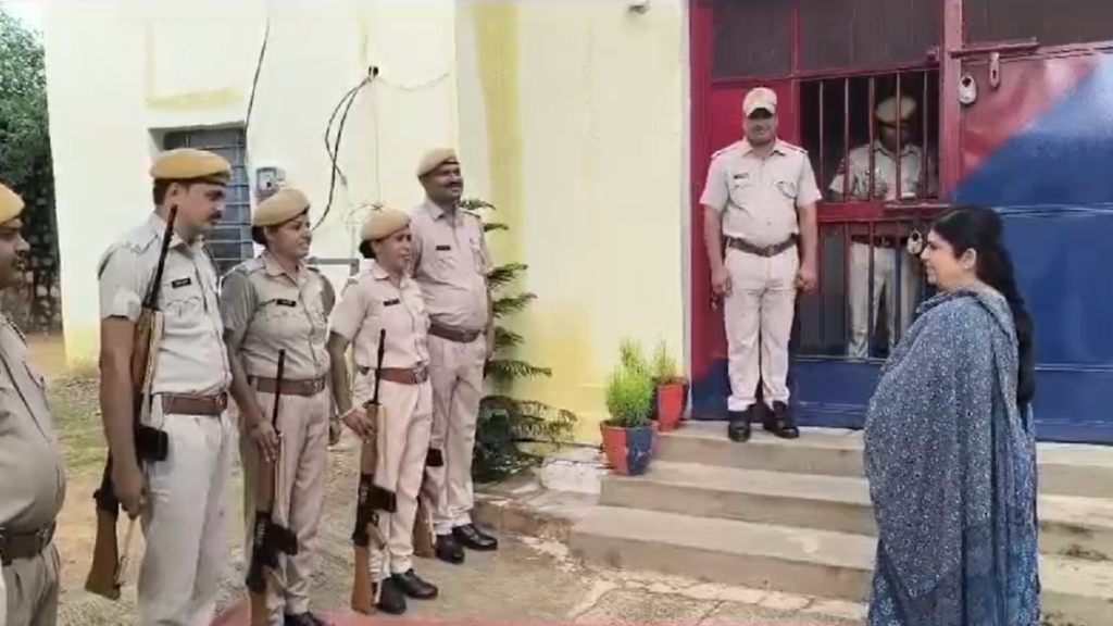 Rajasthan: खेतड़ी सब जेल का डीआईजी मोनिका अग्रवाल द्वारा औचक निरीक्षण