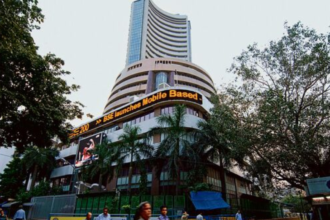 Sensex और Nifty 50 में 1% की तेजी, नए सर्वकालिक उच्च स्तर पर पहुंचे